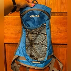 Vibrelli Hydration Pack